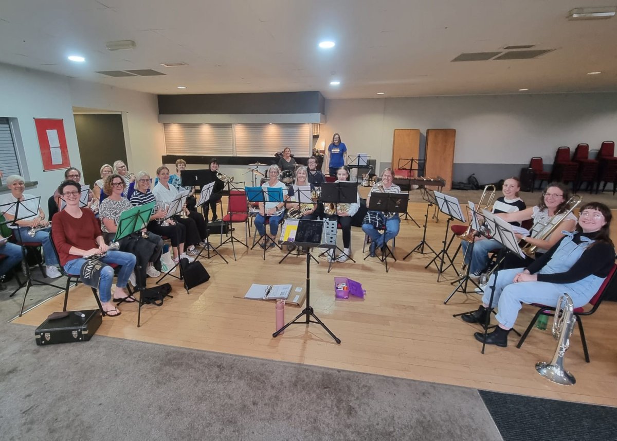 Bloom Music group orchestra group in circle practising